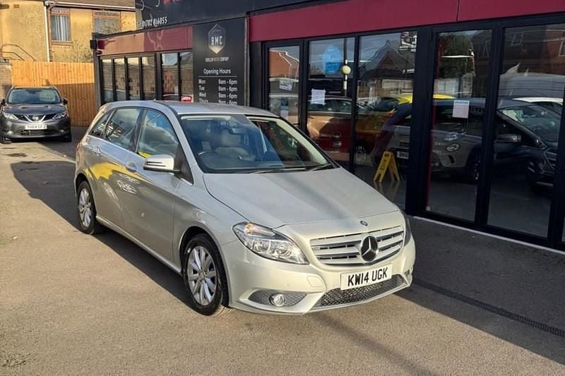 Silver Used 2014 Mercedes B180 SE MPV | £5,900 (Good price) - Image 1/1