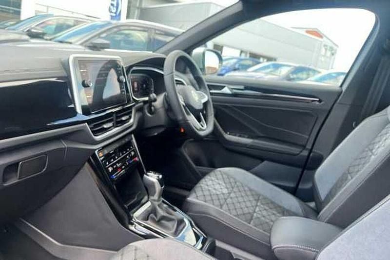 New VW T-Roc R-line 150 HP (110 kW) 2025 SUV