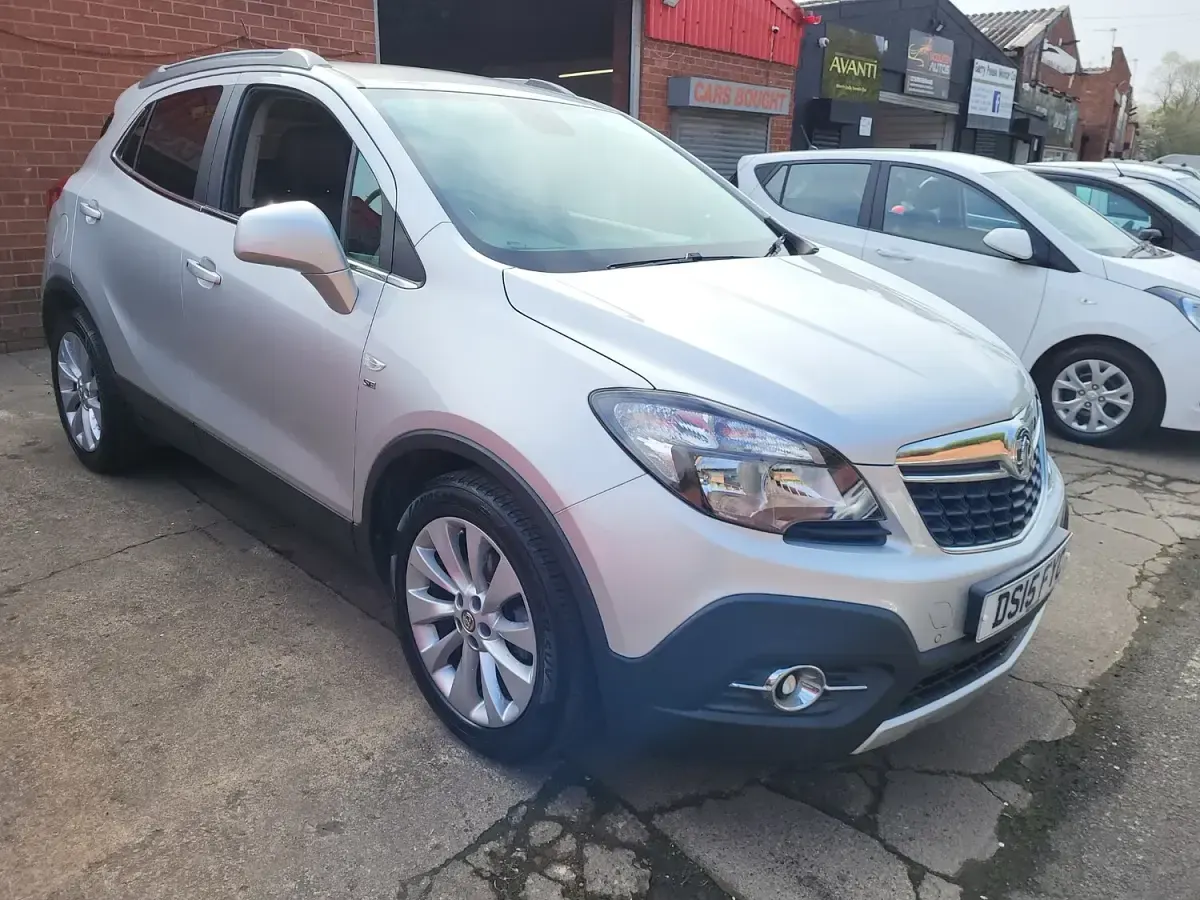 Used Vauxhall Mokka 113 HP (83 kW) 2015 Silver SUV