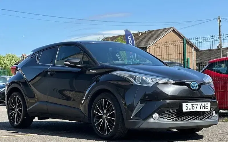 Used Toyota C-HR 122 HP (89 kW) 2017 SUV