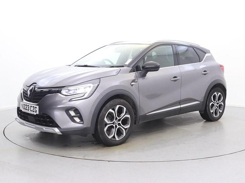 Used Renault Captur Techno 143 HP (105 kW) 2023 Grey/black SUV