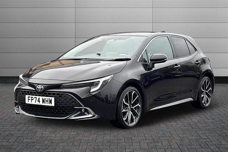 Used Toyota Corolla 140 HP (102 kW) 2024 Black Hatchback