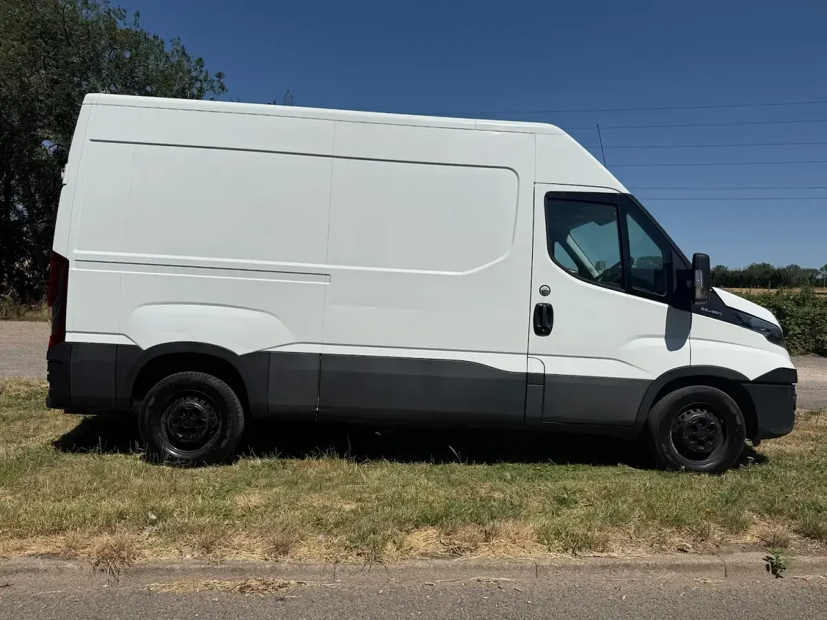 Used Iveco Daily 2018 White Van