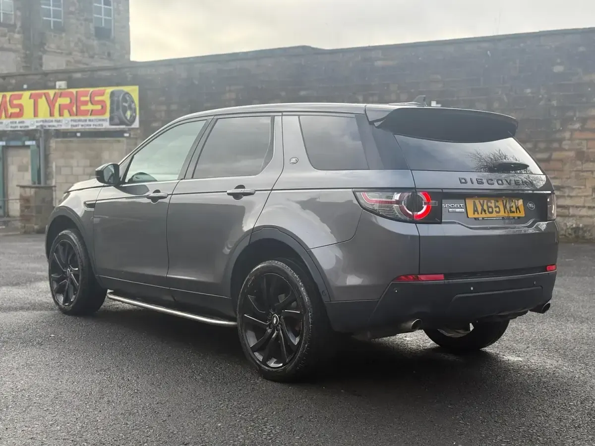 Used Land Rover Discovery Sport HSE Luxury 180 HP (132 kW) 2015 Grey SUV