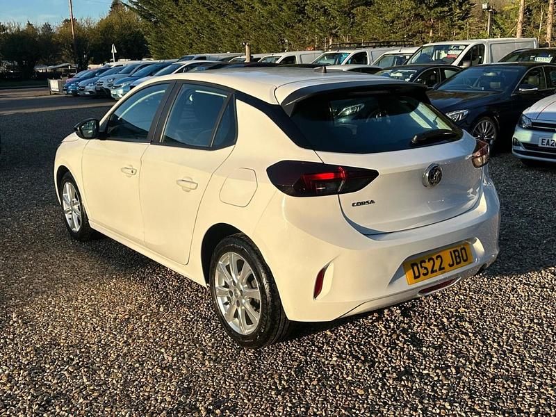 Used Vauxhall Corsa Edition 75 HP (55 kW) 2022 White Hatchback