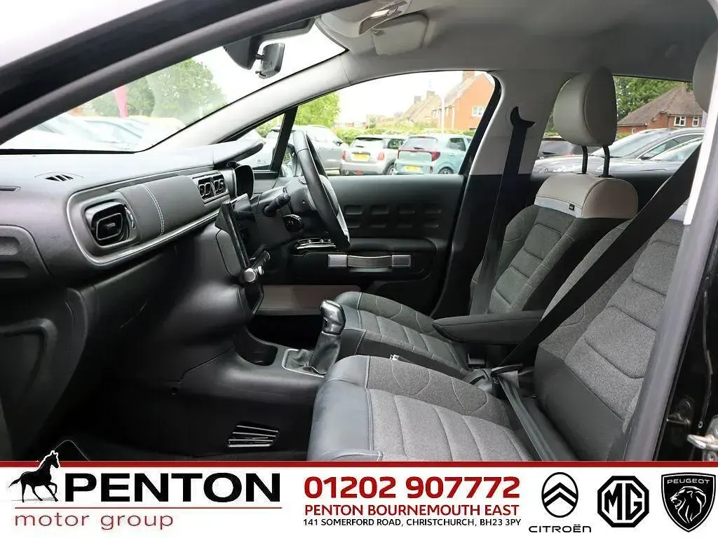 Used Citroën C3 PureTech 82 HP (60 kW) 2022 Black Hatchback