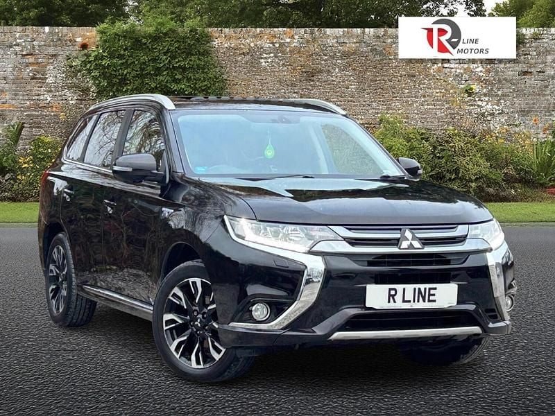Used Mitsubishi Outlander P-HEV 2016 Black Estate