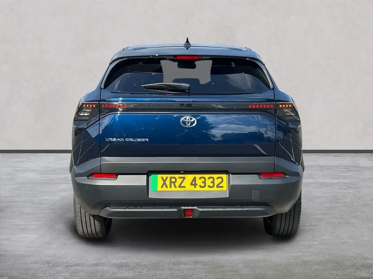 Used Toyota Urban Cruiser Design 127 kW (174 HP) 2026 Blue SUV