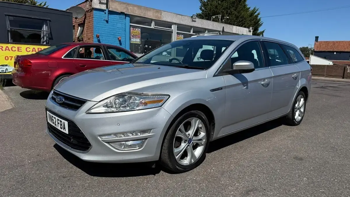 Used Ford Mondeo Titanium X 163 HP (119 kW) 2012 Silver Estate