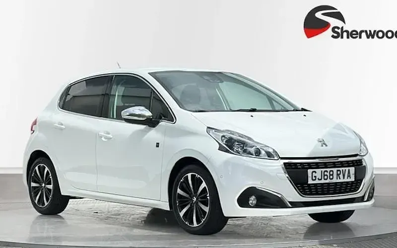 Used Peugeot 208 S 82 HP (60 kW) 2018 Hatchback