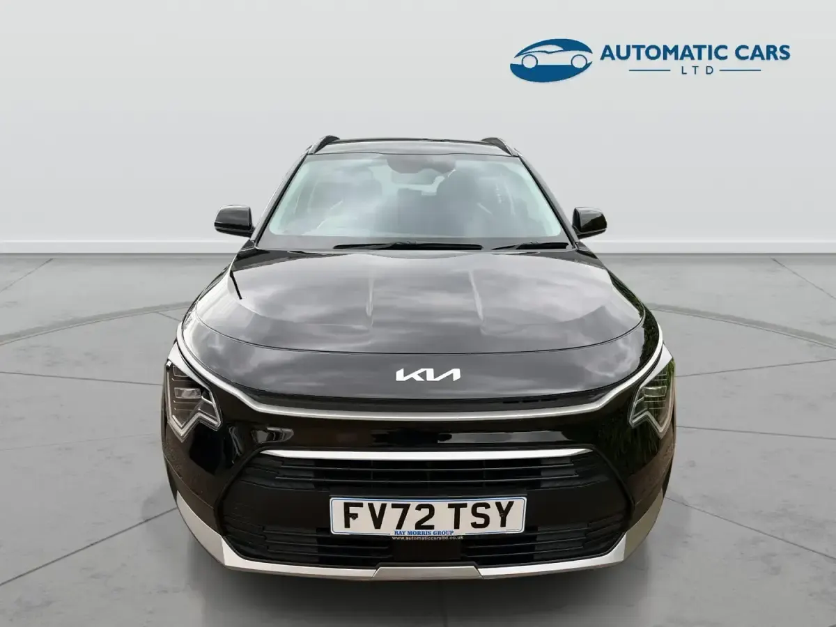 Gebraucht Kia Niro 139 PS (102 kW) 2023 Schwarz SUV