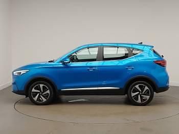 Used MG ZS SE 114 kW (156 HP) 2022 Blue Hatchback