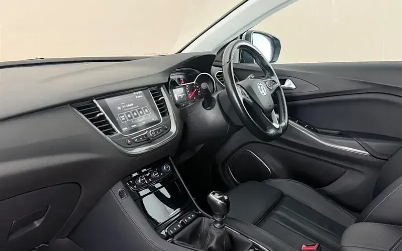 Used Vauxhall Grandland X Elite 131 HP (96 kW) 2021 SUV