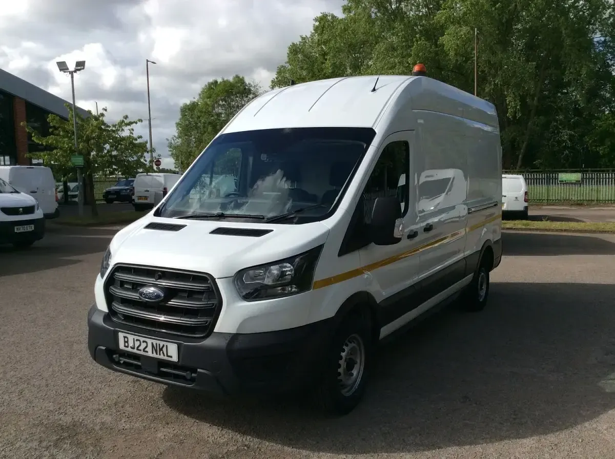 Used Ford Transit 130 HP (95 kW) 2022 White Van