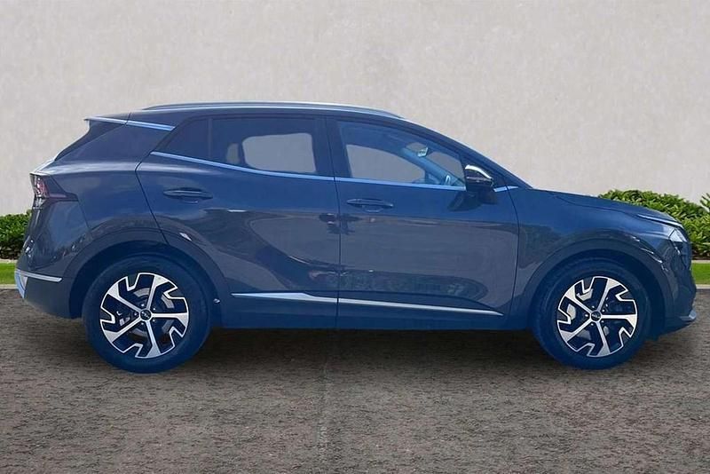 Usado Kia Sportage 147 HP (108 kW) 2023 Cinzento SUV