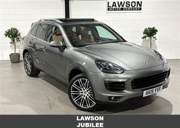Grey Used 2015 Porsche Cayenne SUV | £22,490 (Fair price) - Image 1/1