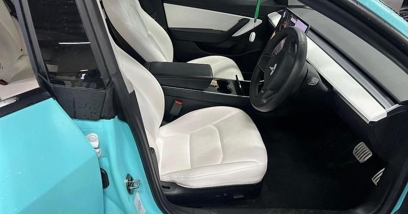 Used Tesla Model 3 Performance 330 kW (449 HP) 2019 Blue Sedan