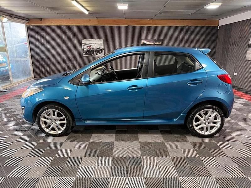 Used Mazda 2 Inclusive 2010 Blue Hatchback