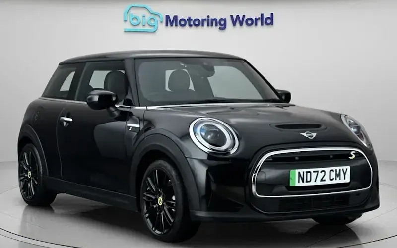 Used Mini Cooper S Level 2 135 kW (184 HP) 2023 Hatchback