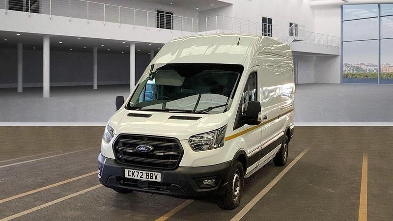 Used Ford Transit S 130 HP (95 kW) 2022 White Van