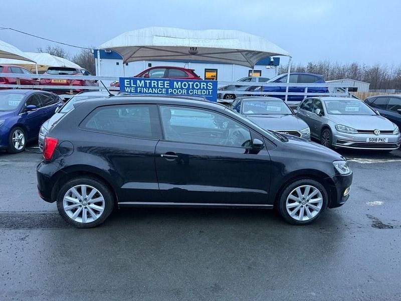 Used VW Polo Edition 60 HP (44 kW) 2017 Black Hatchback