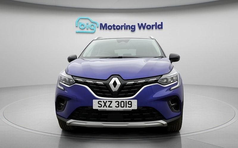 Second-hand Renault Captur Techno 143 CP (105 kW) 2023 Albastru SUV