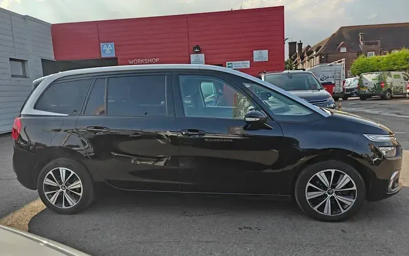 Used Citroën C4 SpaceTourer Feel 131 HP (96 kW) 2018 Black MPV