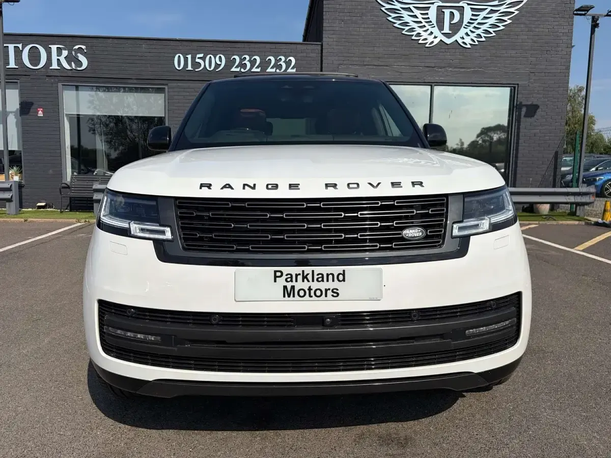 New Land Rover Range Rover Autobiography 2025 White SUV