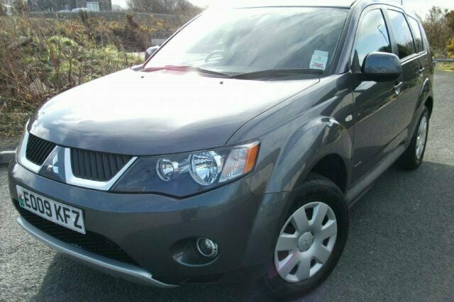 Used 2009 Mitsubishi Outlander SUV | £8,995 - Image 1/4
