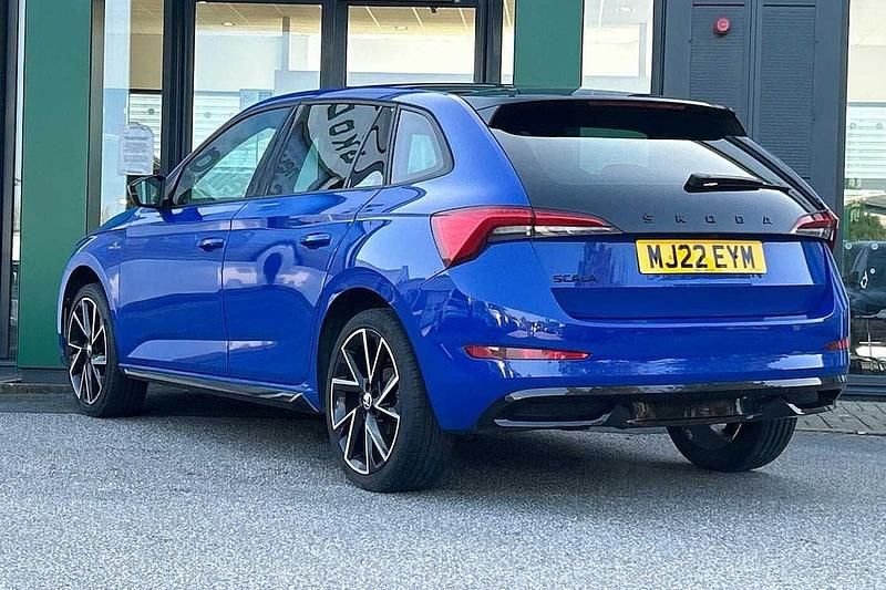 Used Skoda 110 R Monte Carlo 81 HP (59 kW) 2022 Energy blue Estate