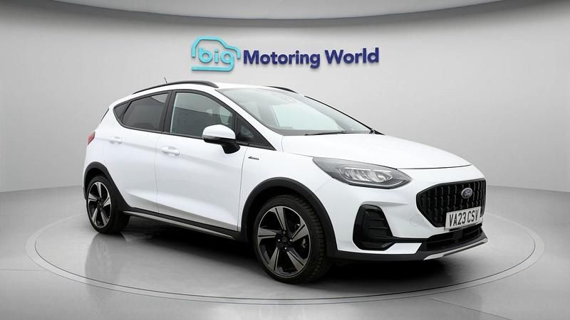 Used Ford Fiesta Active 101 HP (74 kW) 2022 White Hatchback