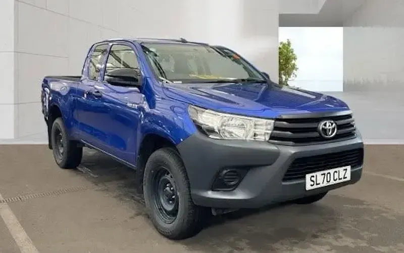 Used Toyota HiLux Active 150 HP (110 kW) 2020 Pickup