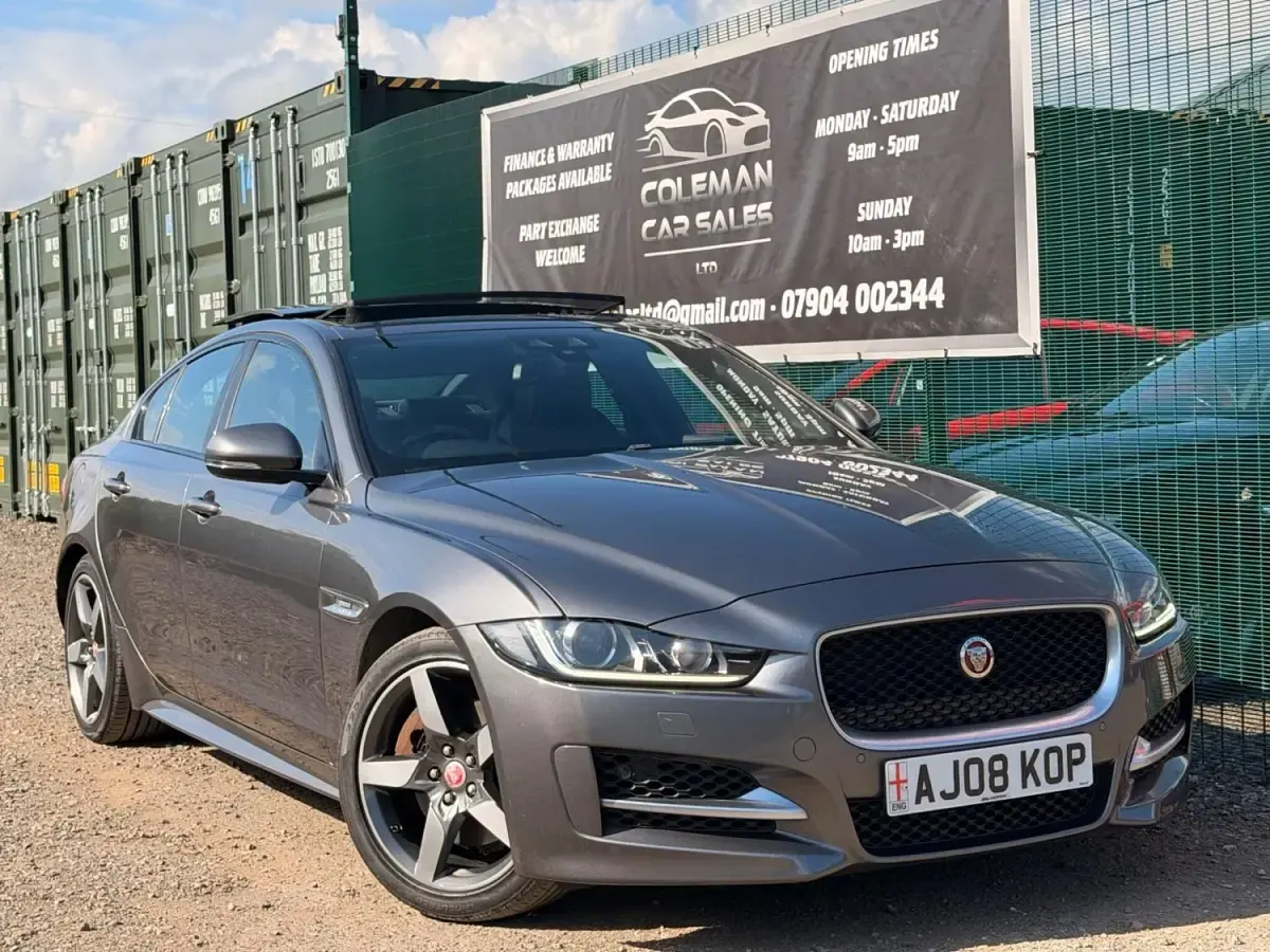 Begagnad Jaguar XE R-Sport 2015 Grå Sedan
