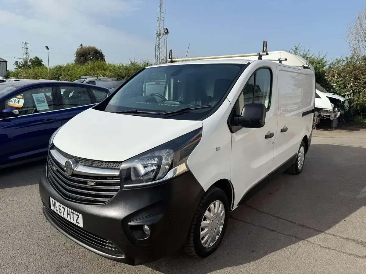 Used Vauxhall Vivaro 2017 White
