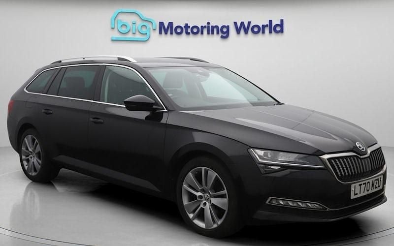 Used 2022 Skoda Superb SE L Estate | £17,600 (Good price) - Image 1/4
