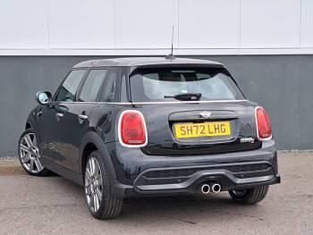 Used Mini Cooper S Exclusive 178 HP (130 kW) 2023 Black Hatchback