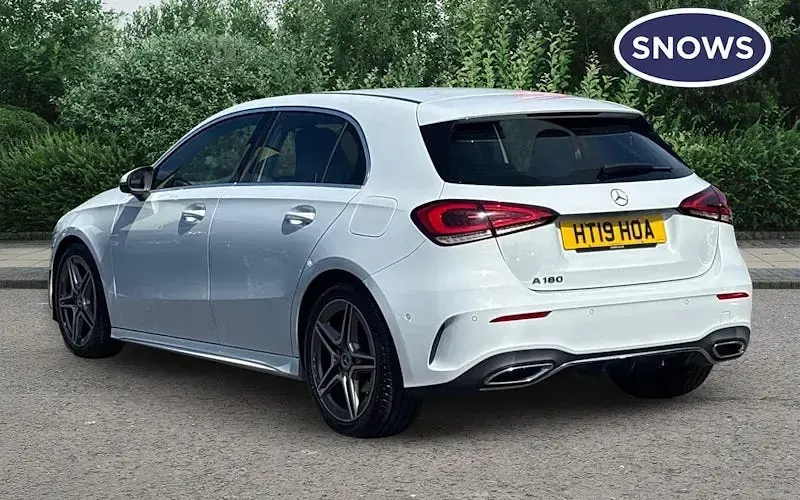 Used Mercedes A180 Executive 136 HP (100 kW) 2019 White Hatchback