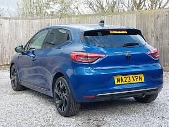Used Renault Clio V Engineered 145 HP (106 kW) 2023 Blue Hatchback