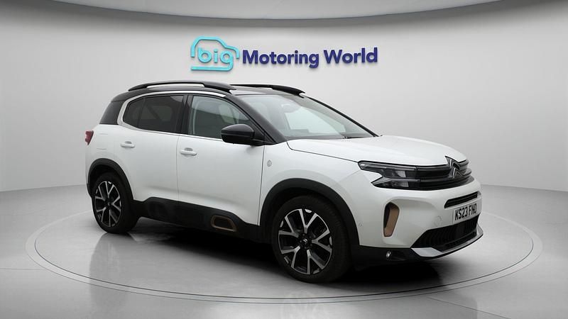 White Used 2023 Citroën C5 Aircross PureTech SUV | £16,092 (Fair price) - Image 1/4