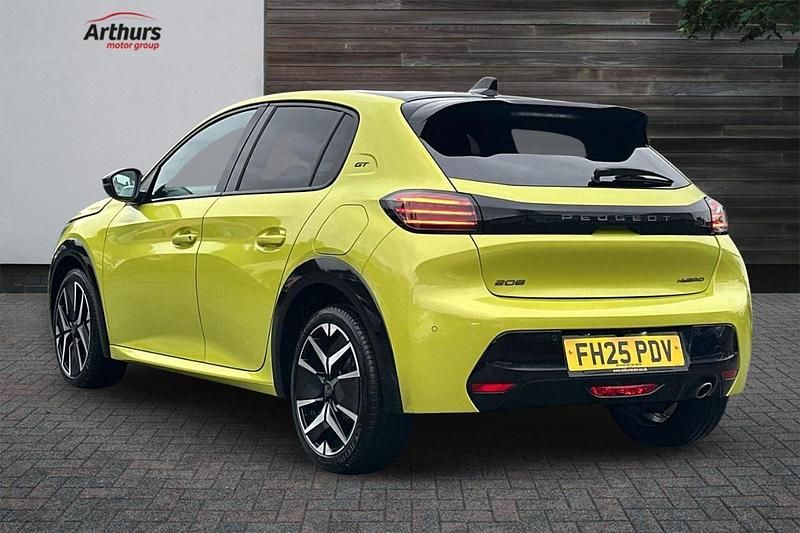 Used Peugeot 208 GT 108 HP (79 kW) 2025 Yellow Hatchback