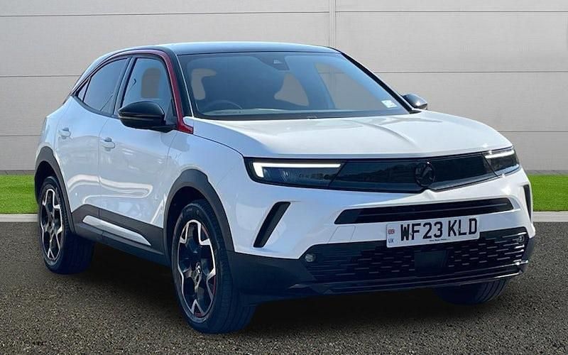 Used Vauxhall Mokka GS Line 101 HP (74 kW) 2022 White SUV