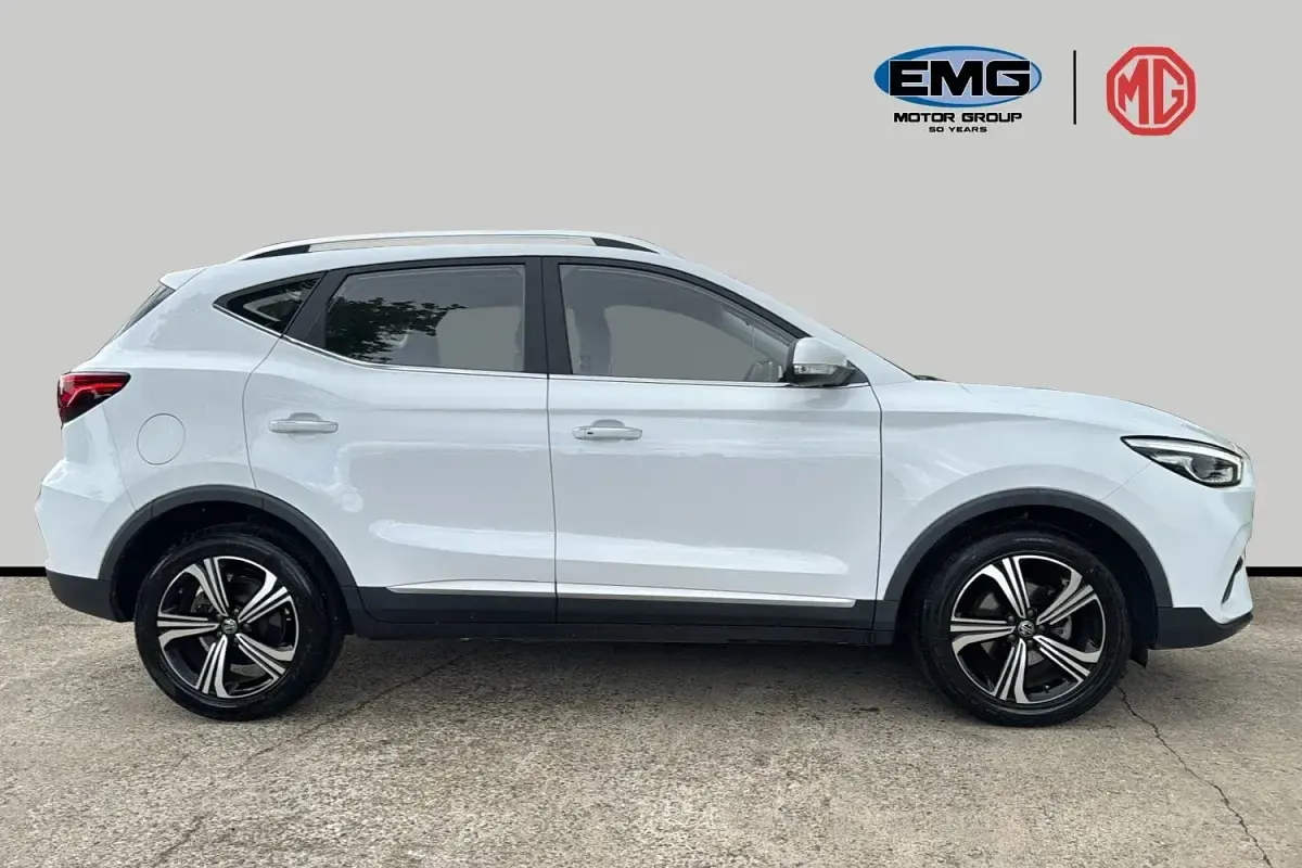 Używany MG ZS Excite 111 KM (81 kW) 2021 Biały SUV