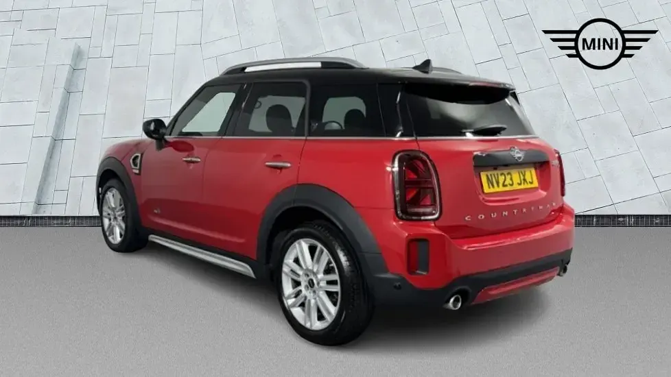 Used Mini Cooper S Countryman Exclusive 176 HP (129 kW) 2023 Red SUV