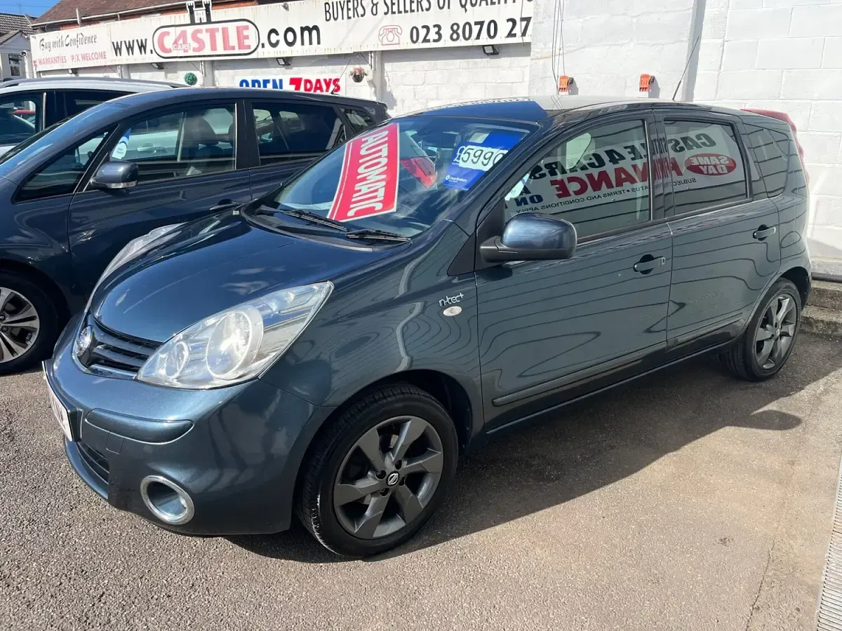 Used Nissan Note N-TEC 108 HP (79 kW) 2013 Blue Hatchback