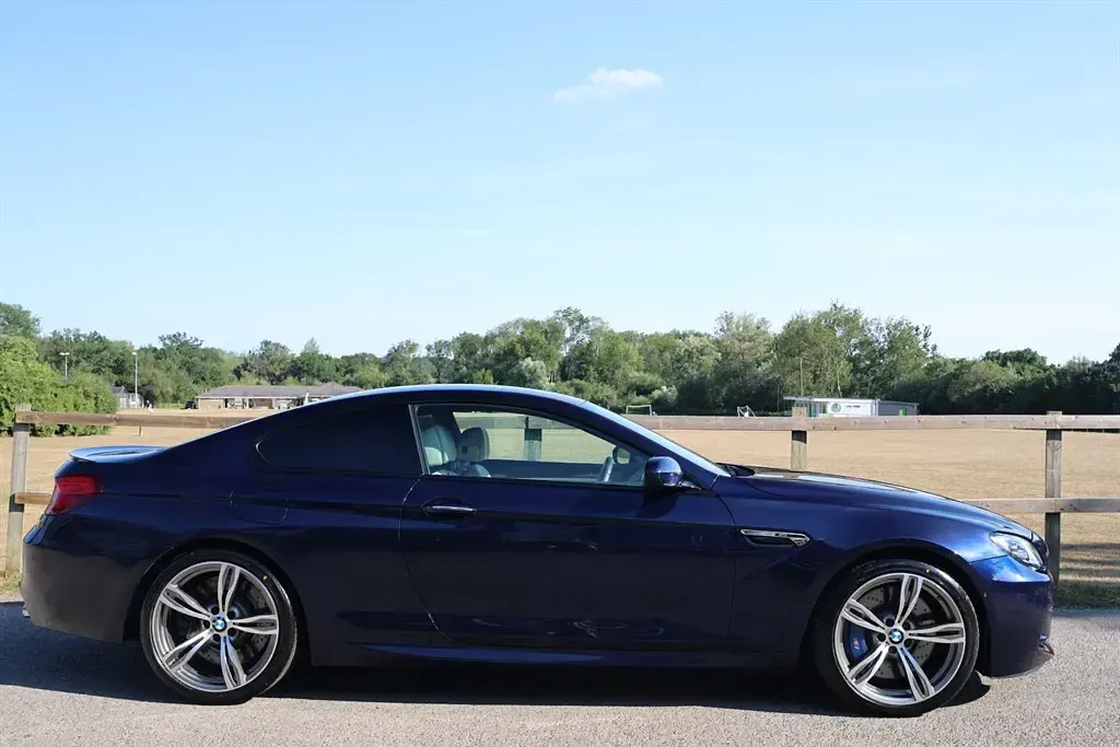 Used BMW M6 Comfort Edition 560 HP (411 kW) 2013 Tanzanite blue Coupe
