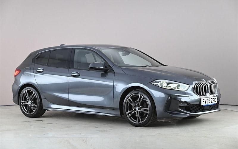 Begagnad BMW 118 M Sport 140 HK (102 kW) 2019 Halvkombi