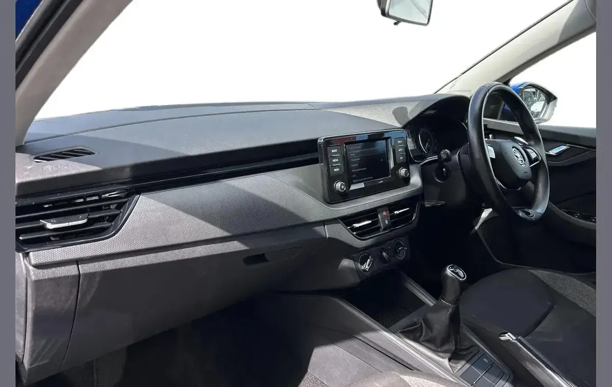 Used Skoda Kamiq 94 HP (69 kW) 2020 Blue SUV