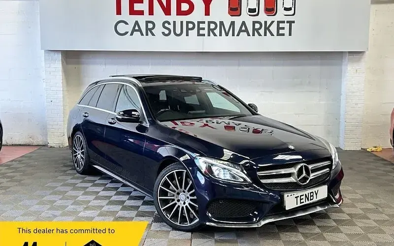 Used Mercedes C250 AMG Line Premium Plus 204 HP (150 kW) 2016 Estate