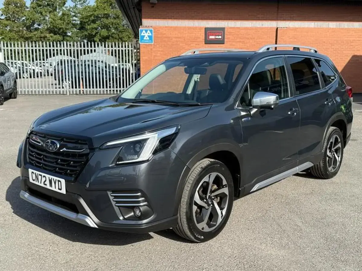 Used Subaru Forester Premium 148 HP (108 kW) 2022 Grey SUV