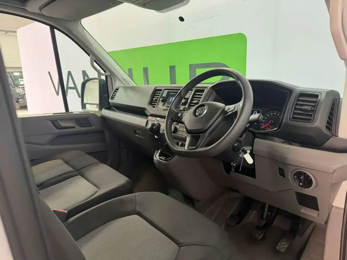Begagnad VW Crafter Trendline 2022 Vit Van